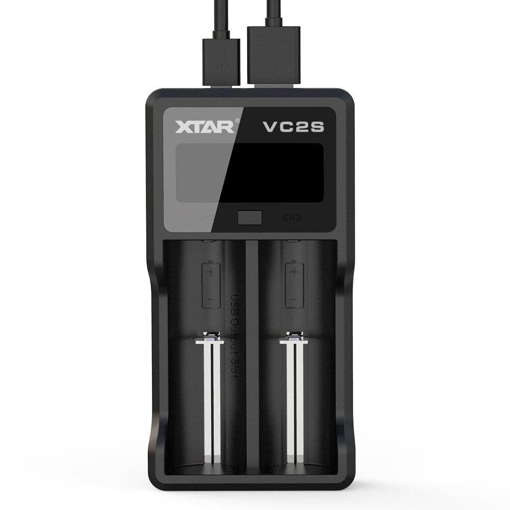 Battery charger for cylindrical Li-ion batteries / Ni-MH / Ni-CD 18650 Xtar VC4S