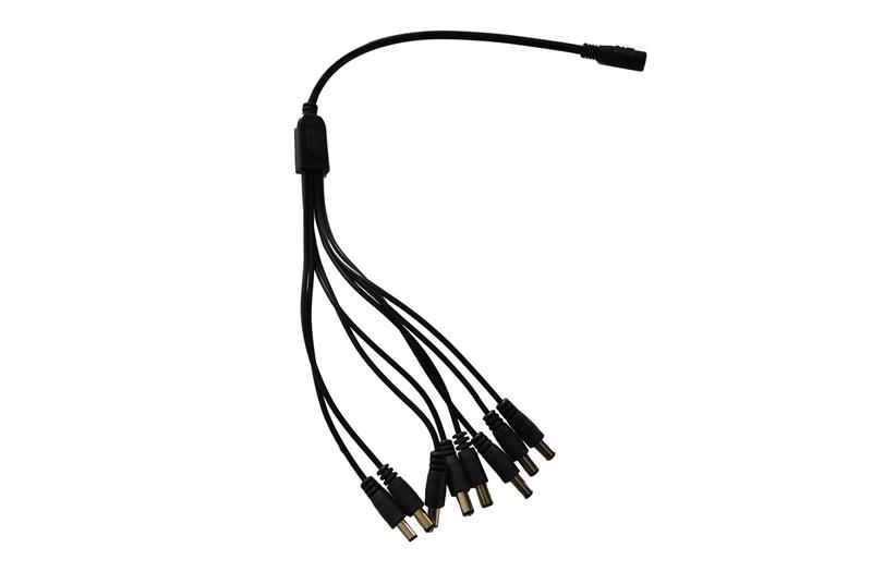 Cable interface/gender adapter 8 x DC Splitter Black
